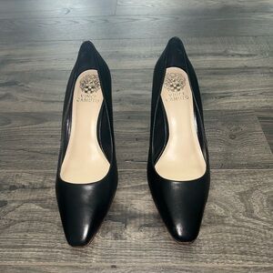 Vince Camuto Black Leather Diletta Wedge Pumps, Pre-Owned